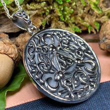 Load image into Gallery viewer, Rabbit Necklace, Triple Hare Pendant, Animal Jewelry, Nature Necklace, Celtic Jewelry, Hare Jewelry, Wiccan Jewelry, Goddess Jewelry