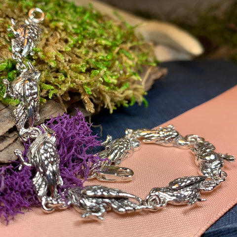 Load image into Gallery viewer, Raven Bracelet, Wiccan Jewelry, Crow Jewelry, Black Bird Jewelry, Bird Jewelry, Pagan Jewelry, Nature Lover, Poe Jewelry, Gothic Jewerly