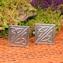 Load image into Gallery viewer, Trinity Knot Cuff Links, Celtic Jewelry, Irish Jewelry, Scotland Jewelry, Celtic Jewelry, Groom Gift, Best Man Gift, Anniversary Gift