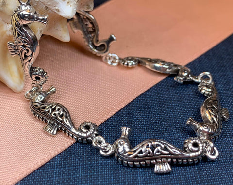 Load image into Gallery viewer, Seahorse Bracelet, Celtic Jewelry, Irish Jewelry, Celtic Knot Bracelet, Ocean Lover Jewelry, Girlfriend Gift, Wife Gift, Ireland Jewelry