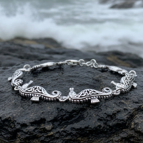 Load image into Gallery viewer, Seahorse Bracelet, Celtic Jewelry, Irish Jewelry, Celtic Knot Bracelet, Ocean Lover Jewelry, Girlfriend Gift, Wife Gift, Ireland Jewelry
