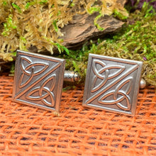 Load image into Gallery viewer, Trinity Knot Cuff Links, Celtic Jewelry, Irish Jewelry, Scotland Jewelry, Celtic Jewelry, Groom Gift, Best Man Gift, Anniversary Gift