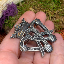 Load image into Gallery viewer, Luckenbooth Brooch, Scotland Brooch, Outlander Jewelry, Scottish Gift, Mom Gift, Wife Gift, Girlfriend Gift, Anniversary Gift, Bride Pin