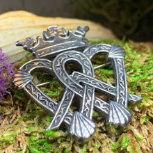 Load image into Gallery viewer, Luckenbooth Brooch, Scotland Brooch, Outlander Jewelry, Scottish Gift, Mom Gift, Wife Gift, Girlfriend Gift, Anniversary Gift, Bride Pin