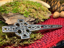 Load image into Gallery viewer, Celtic Cross Kilt Pin, Celtic Jewelry, Scotland Jewelry, Ireland Gift, Celtic Knot Brooch, Bagpiper Gift, Scottish Gift, Irish Dad Gift