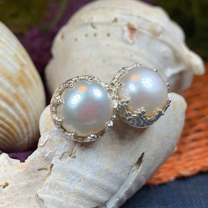 Moonstone Earrings, Bridal Earrings, Pearl Post Earrings, Pearl Jewelry, Anniversary Gift, Mom Gift, Wiccan Jewelry, June Birthstone