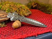 Load image into Gallery viewer, Shamrock Kilt Pin, Irish Jewelry, Ireland Kilt Pin, Friendship Gift, Celtic Kilt Pin, Irish Dancer Gift, Celtic Knot Brooch, Bagpiper Gift