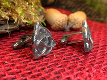 Load image into Gallery viewer, Trinity Knot Cuff Links, Celtic Jewelry, Irish Jewelry, Scotland Jewelry, Celtic Jewelry, Groom Gift, Best Man Gift, Anniversary Gift