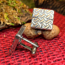 Load image into Gallery viewer, Celtic Knot Cuff Links, Celtic Jewelry, Irish Jewelry, Scotland Jewelry, Celtic Jewelry, Groom Gift, Best Man Gift, Anniversary Gift