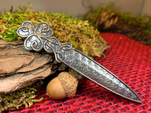 Load image into Gallery viewer, Shamrock Kilt Pin, Irish Jewelry, Ireland Kilt Pin, Friendship Gift, Celtic Kilt Pin, Irish Dancer Gift, Celtic Knot Brooch, Bagpiper Gift