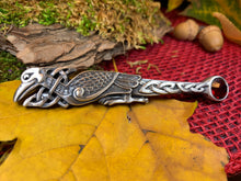 Load image into Gallery viewer, Celtic Raven Kilt Pin, Scottish Jewelry, Irish Kilt Pin, Tartan Pin, Cape Pin, Bagpiper Gift, Scotland Pin, Celtic Shawl Pin, Viking Jewelry