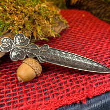 Load image into Gallery viewer, Shamrock Kilt Pin, Irish Jewelry, Ireland Kilt Pin, Friendship Gift, Celtic Kilt Pin, Irish Dancer Gift, Celtic Knot Brooch, Bagpiper Gift