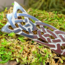 Load image into Gallery viewer, Celtic Kilt Pin, Scottish Jewelry, Scotland Kilt Pin, Tartan Pin, Anniversary Gift, Bagpiper Gift, Scotland Pin, Viking Jewelry, Irish Pin