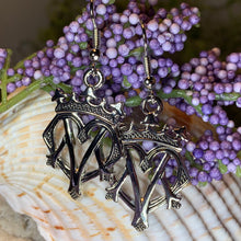 Load image into Gallery viewer, Luckenbooth Earrings, Scotland Earrings, Anniversary Gift, Heart Jewelry, Friend Gift, Girlfriend Jewelry, Celtic Jewelry, Outlander Jewelry