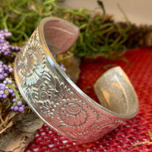 Load image into Gallery viewer, Celtic Knot Bracelet, Celtic Flower Jewelry, Irish Bangle Bracelet, Scotland Jewelry, Pewter Celtic Cuff, Wife Gift, Girlfriend Gift