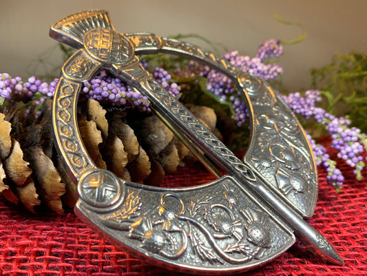 Thistle Penannular Brooch, Large Celtic Pin, Scottish Pin, Norse Jewelry, Wiccan Jewelry, Anniversary Gift, Kilt Pin, Pewter Tartan Pin