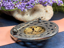 Load image into Gallery viewer, Thistle Brooch, Thistle Pin, Scotland Jewelry, Celtic Pin, Celtic Jewelry, Bridal Jewelry, Outlander Jewelry, Nature Jewelry, Wife Gift