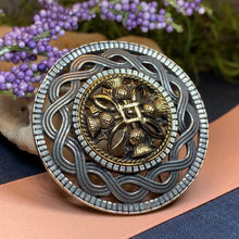 Load image into Gallery viewer, Thistle Brooch, Thistle Pin, Scotland Jewelry, Celtic Pin, Celtic Jewelry, Bridal Jewelry, Outlander Jewelry, Nature Jewelry, Wife Gift