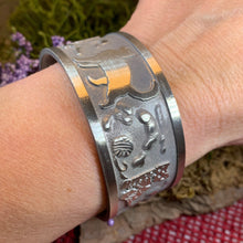 Load image into Gallery viewer, Celtic Cat Bracelet, Celtic Jewelry, Bangle Bracelet, Cat Jewelry, Ireland Jewelry, Wife Gift, Girlfriend Gift, Sister Gift, Cat Mom Gift