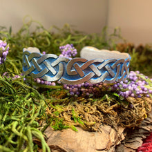 Load image into Gallery viewer, Celtic Knot Bracelet, Celtic Jewelry, Irish Bangle Bracelet, Scotland Jewelry, Ireland Jewelry, Celtic Cuff, Wife Gift, Girlfriend Gift