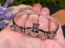 Load image into Gallery viewer, Claddagh Bracelet, Celtic Jewelry, Irish Jewelry, Friendship Gift, Anniversary Gift, Ireland Gift, Best Friend Gift, Mom Gift, Sister Gift