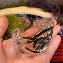 Load image into Gallery viewer, Celtic Knot Pewter Bracelet, Celtic Jewelry, Bangle Bracelet, Scotland Jewelry, Ireland Jewelry, Wife Gift, Girlfriend Gift, Sister Gift