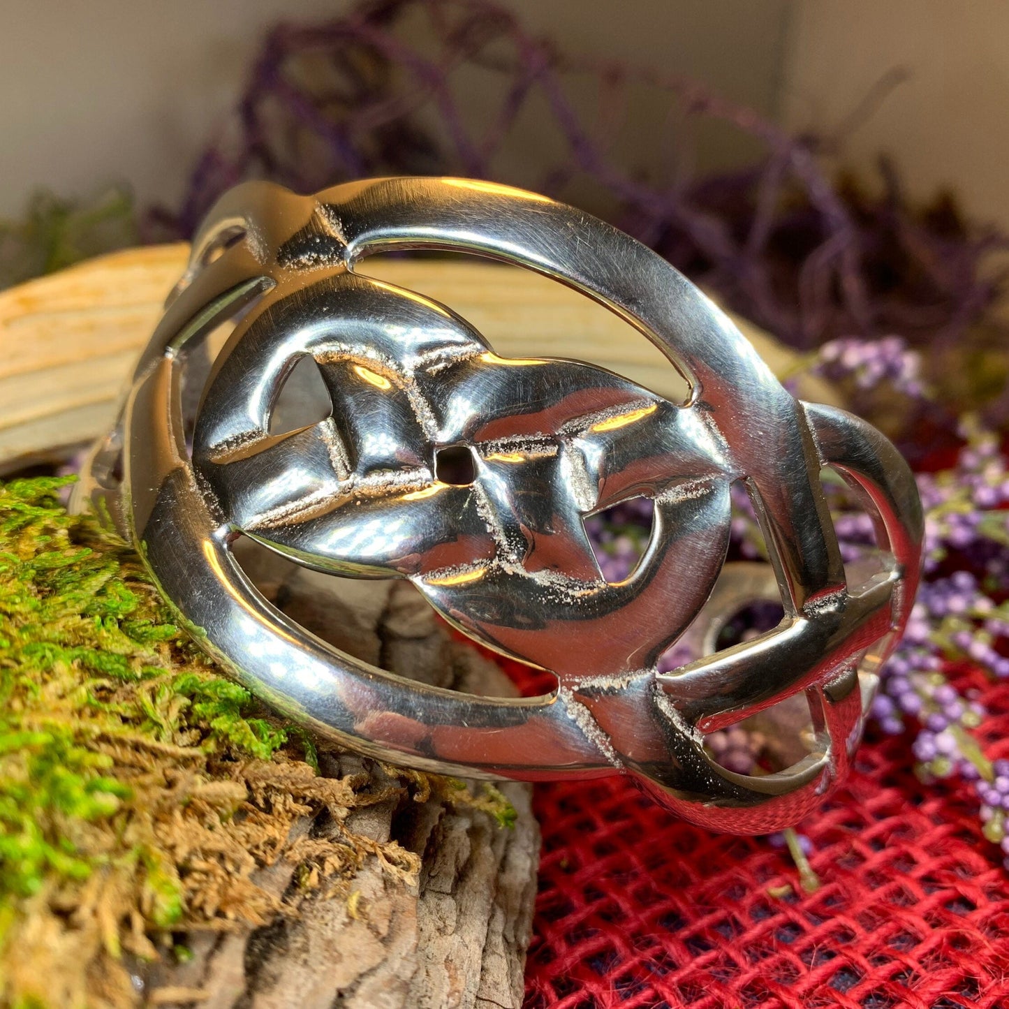 Celtic Knot Pewter Bracelet, Celtic Jewelry, Bangle Bracelet, Scotland Jewelry, Ireland Jewelry, Wife Gift, Girlfriend Gift, Sister Gift