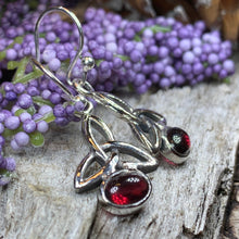Load image into Gallery viewer, Trinity Knot Earrings, Celtic Jewelry, Irish Jewelry, Celtic Knot Earrings, Silver Dangle Earrings, Scotland Jewelry, Mom Gift, Wife Gift
