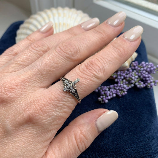 Faithfully Cross Ring — view 3