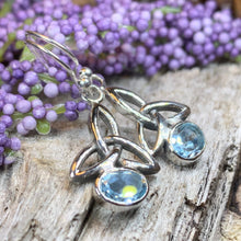 Load image into Gallery viewer, Trinity Knot Earrings, Celtic Jewelry, Irish Jewelry, Celtic Knot Earrings, Silver Dangle Earrings, Scotland Jewelry, Mom Gift, Wife Gift