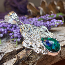 Load image into Gallery viewer, Celtic Spiral Necklace, Celtic Necklace, Irish Jewelry, Triple Spiral Jewelry, Pagan Jewelry, Druid Necklace, Wiccan Jewelry, Scotland Gift