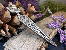 Load image into Gallery viewer, Celtic Raven Kilt Pin, Scottish Jewelry, Irish Kilt Pin, Tartan Pin, Cape Pin, Bagpiper Gift, Scotland Pin, Celtic Shawl Pin, Viking Jewelry
