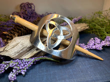 Load image into Gallery viewer, Trinity Knot Hair Slide, Celtic Jewelry, Irish Barrette, Wiccan Jewelry, Bun Holder, Mom Gift, Wife Gift, Shawl Pin, Norse Jewelry