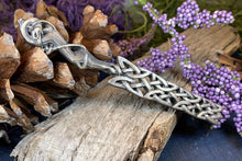 Load image into Gallery viewer, Celtic Wolf Kilt Pin, Scottish Jewelry, Irish Kilt Pin, Tartan Pin, Cape Pin, Bagpiper Gift, Scotland Pin, Celtic Shawl Pin, Viking Jewelry