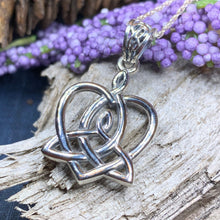 Load image into Gallery viewer, Mother's Knot Necklace, Celtic Knot Jewelry, Irish Jewelry, Mom Gift, Celtic Heart Pendant, Ireland Gift, Mother & Child Jewelry, Wife Gift