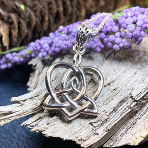 Mother's Knot Necklace, Celtic Knot Jewelry, Irish Jewelry, Mom Gift, Celtic Heart Pendant, Ireland Gift, Mother & Child Jewelry, Wife Gift