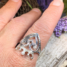 Load image into Gallery viewer, Luckenbooth Ring, Outlander Jewelry, Thistle Ring, Scotland Jewelry, Bridal Jewelry, Vintage Ring, Heart Ring, Promise Ring, Wife Gift