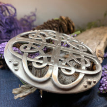 Load image into Gallery viewer, Celtic Knot Brooch, Celtic Pin, Tartan Pin, Wiccan Jewelry, Norse Jewelry, Pagan Jewelry, Ireland Pin, Scotland Jewelry, Viking Jewelry