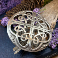 Load image into Gallery viewer, Celtic Knot Brooch, Celtic Pin, Tartan Pin, Wiccan Jewelry, Norse Jewelry, Pagan Jewelry, Ireland Pin, Scotland Jewelry, Viking Jewelry