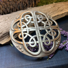 Load image into Gallery viewer, Celtic Knot Brooch, Celtic Pin, Tartan Pin, Wiccan Jewelry, Norse Jewelry, Pagan Jewelry, Ireland Pin, Scotland Jewelry, Viking Jewelry