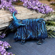 Load image into Gallery viewer, Highland Cow Brooch, Scottish Cow Gift, Scotland Jewelry, Scotland Pin, Animal Brooch, Celtic Pin, Highland Coo, Mom Gift, Celtic Jewelry