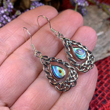 Load image into Gallery viewer, Celtic Knot Earrings, Irish Jewelry, Celtic Jewelry, Mom Gift, Anniversary Gift, Scotland Jewelry, Wife Gift, Love Knot Jewelry, Sister Gift