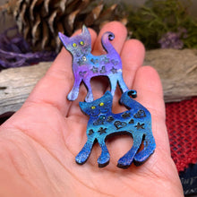 Load image into Gallery viewer, Cat Brooch, Cat Lover Gift, Scotland Jewelry, Cat Pin, Scarf Pin, Celtic Pin, Cat Jewelry, Teacher Gift, Mom Gift, Sister Gift, Wife Gift