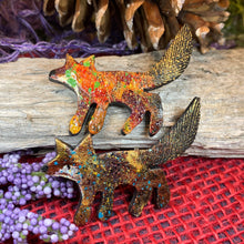 Load image into Gallery viewer, Fox Brooch, Fox Lover Gift, Scotland Jewelry, Fox Pin, Scarf Pin, Celtic Pin, Fox Jewelry, Teacher Gift, Mom Gift, Sister Gift, Wife Gift