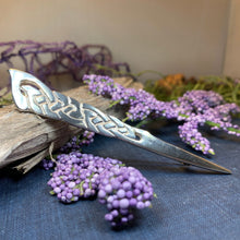 Load image into Gallery viewer, Celtic Kilt Pin, Scottish Jewelry, Scotland Kilt Pin, Tartan Pin, Anniversary Gift, Bagpiper Gift, Scotland Pin, Viking Jewelry, Tartan Pin