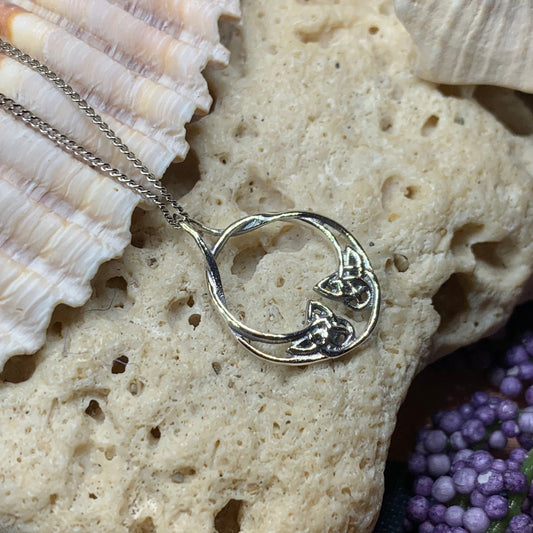 Celtic Knot Necklace, Celtic Jewelry, Irish Jewelry, Trinity Jewelry, Scotland Jewelry, Silver Celtic Knot, Anniversary Gift, Mom Gift