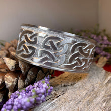 Load image into Gallery viewer, Celtic Knot Bracelet, Celtic Jewelry, Irish Bangle Bracelet, Scotland Jewelry, Ireland Jewelry, Celtic Cuff, Wife Gift, Girlfriend Gift