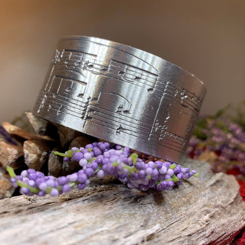 Load image into Gallery viewer, Music Bracelet, Musician Jewelry, Bangle Bracelet, Music Note Gift, Pewter Jewelry, Wife Gift, Girlfriend Gift, Sister Gift, Mom Gift
