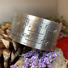 Load image into Gallery viewer, Music Bracelet, Musician Jewelry, Bangle Bracelet, Music Note Gift, Pewter Jewelry, Wife Gift, Girlfriend Gift, Sister Gift, Mom Gift