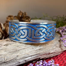 Load image into Gallery viewer, Celtic Knot Bracelet, Celtic Jewelry, Irish Bangle Bracelet, Scotland Jewelry, Ireland Jewelry, Celtic Cuff, Wife Gift, Girlfriend Gift